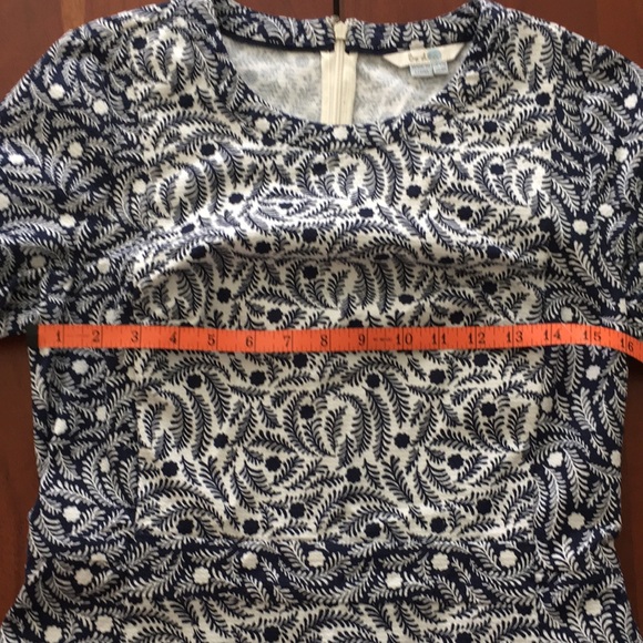 NWOT Boden Island navy blue and white calico floral shift dress 8 S M - Picture 6 of 12